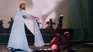 Không thể tin được: Deadpool đi cao gót, ẻo lả múa phụ họa cho Celine Dion trong MV mới
