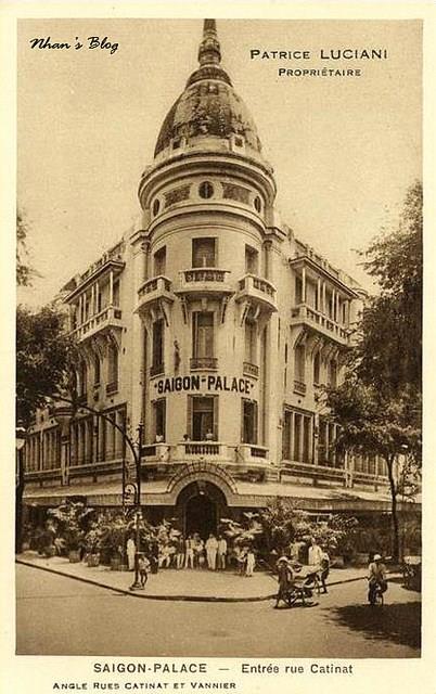  Khách san Sài Gòn Palace - Tiền thân của Grand Hotel Sài Gòn bây giờ.