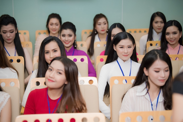Cận cảnh những gương mặt nổi bật của các thí sinh Hoa hậu Việt Nam 2018