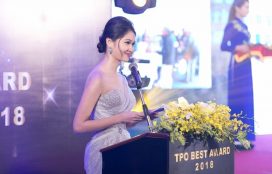 Á hậu Thùy Dung khoe vai trần gợi cảm, xuất hiện rạng rỡ với vai trò MC