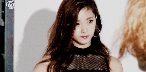 Tzuyu-x%E1%BB%A9ng-%C4%91%C3%A1ng-%C4%91