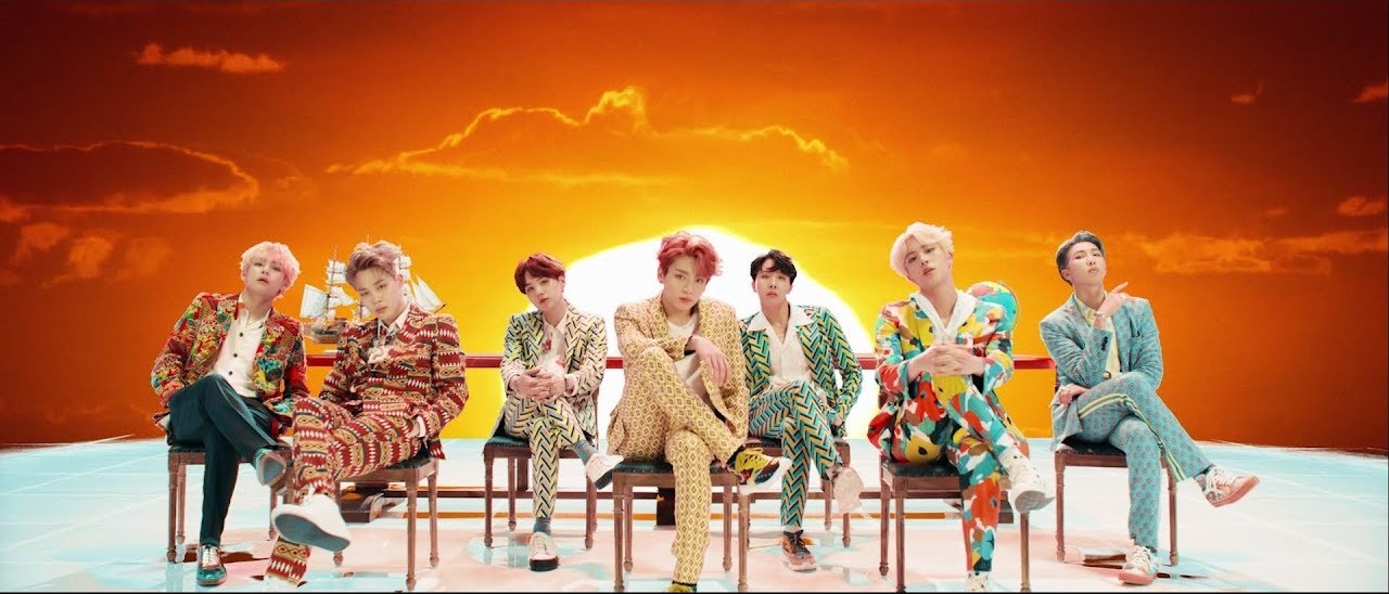 Nóng Bỏng Tay: Idol Của Bts Vừa Ra Mắt Trọn Mv, Lại Là Một Fake Love -  Topsao