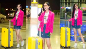 Hoa hậu Trần Tiểu Vy xinh lung linh tại sân bay trước giờ đi Pháp