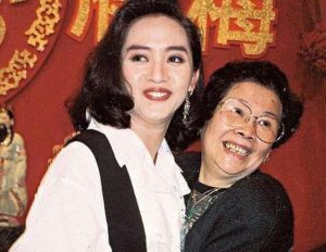 Bi kịch cuộc đời diva Hong Kong chết 15 năm vẫn bị mẹ ‘bòn rút’
