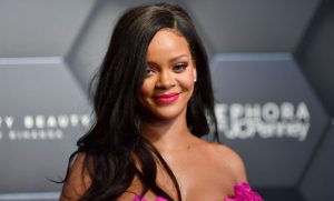 Rihanna xác nhận trở lại vào năm 2019, cộng đồng USUK được phen bấn loạn