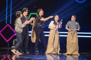 Hữu Tín – Hải Yến bất ngờ song ca tiếng Hàn tại Thứ 5 vui nhộn