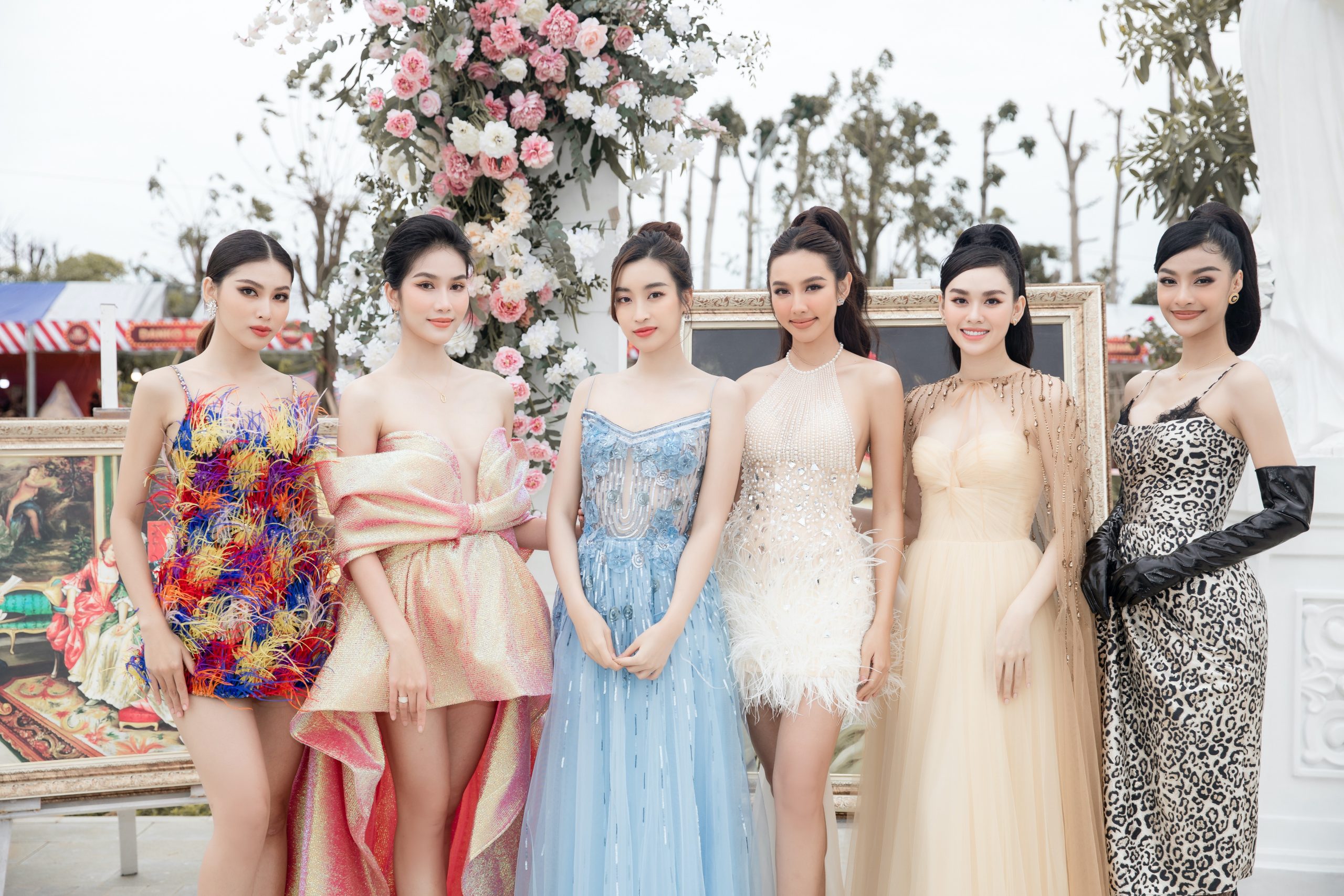 Dàn Hoa – Á hậu đình đám tham dự tiệc trà chiều Miss World Vietnam 2022