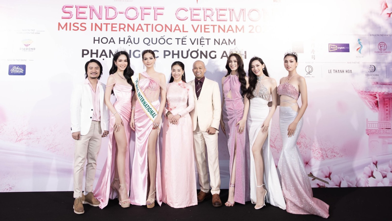 Thảm đỏ họp báo trao sash Miss International Vietnam 2022: Hội ngộ dàn mỹ nhân “sắc nước hương trời”