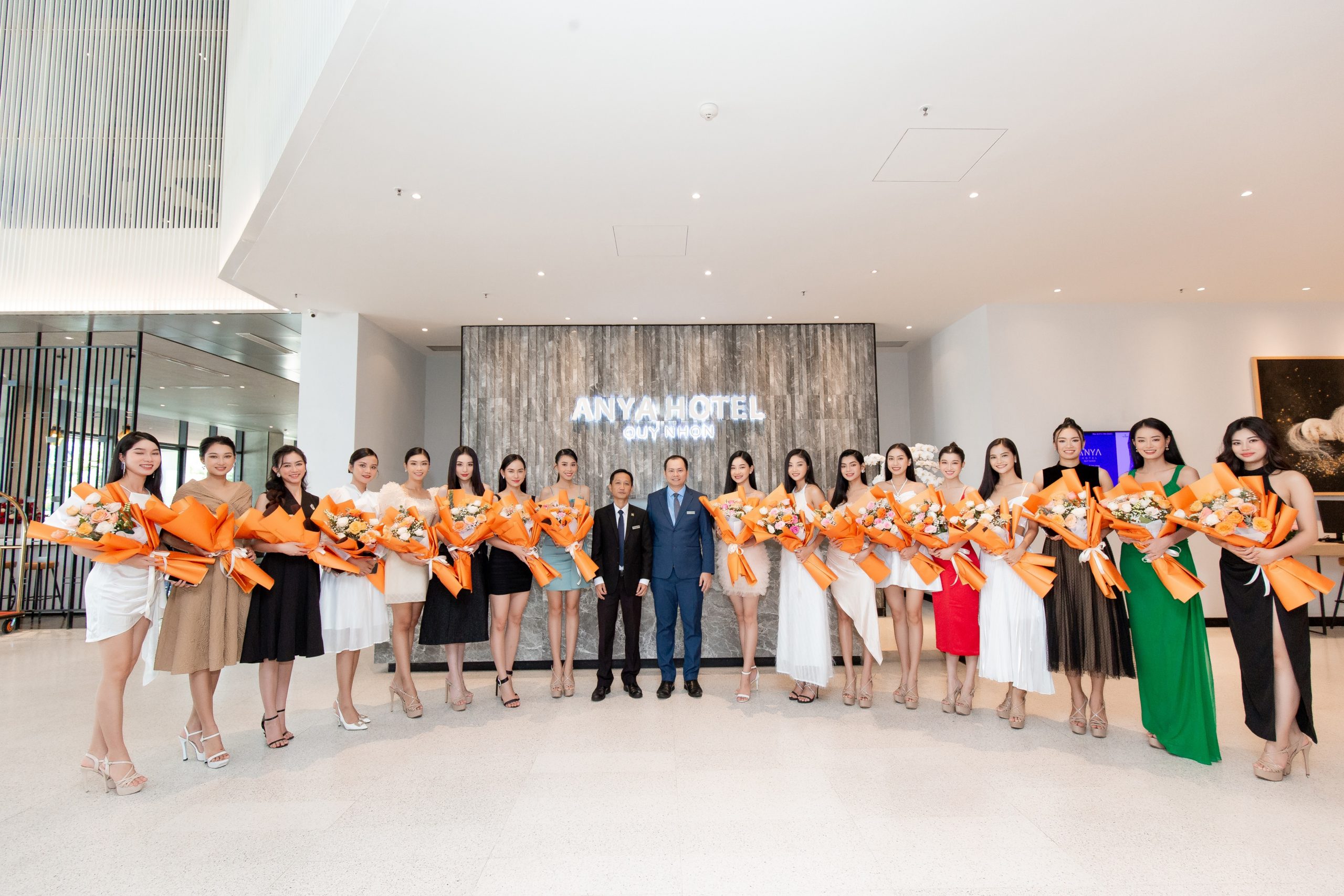 Một ngày trải nghiệm khách sạn Anya Quy Nhơn cùng 37 thí sinh Miss World Vietnam 2022