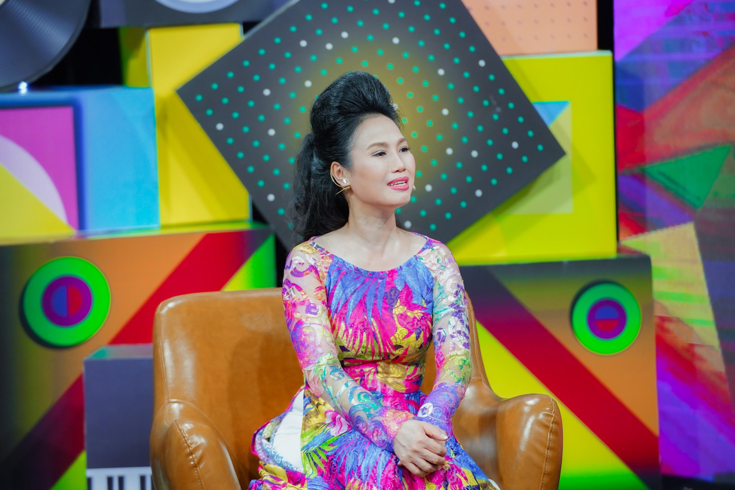 <strong>Thùy Trang ‘Mưa bụi’ kể lại kỷ niệm tình cờ được hát sân khấu lớn và trở nên nổi tiếng</strong>