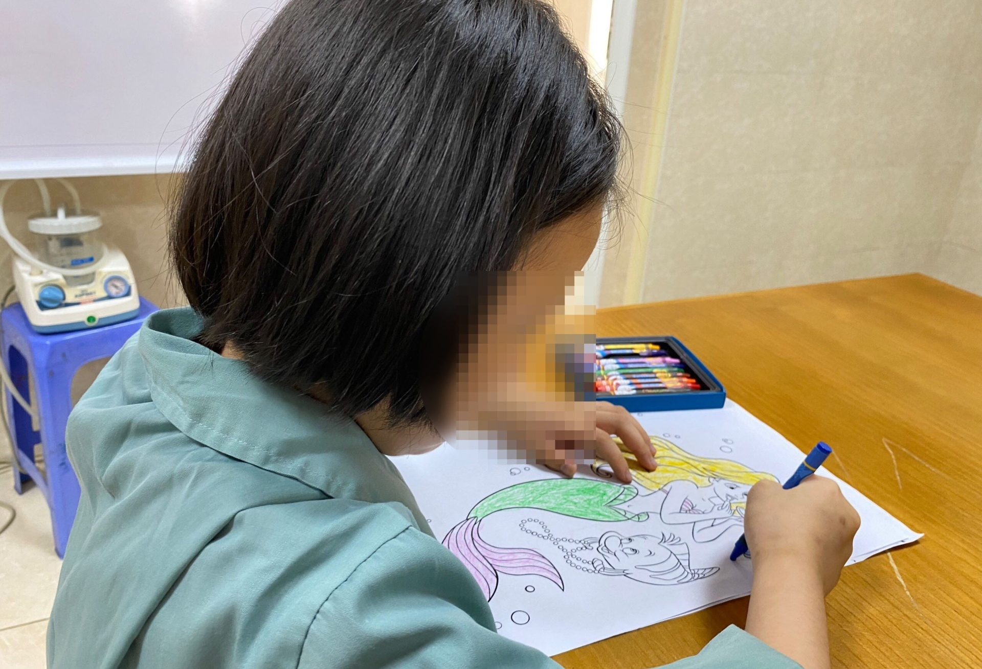 Sau khi tắm, bé gái 8 tuổi ở Phú Thọ bị đột quỵ