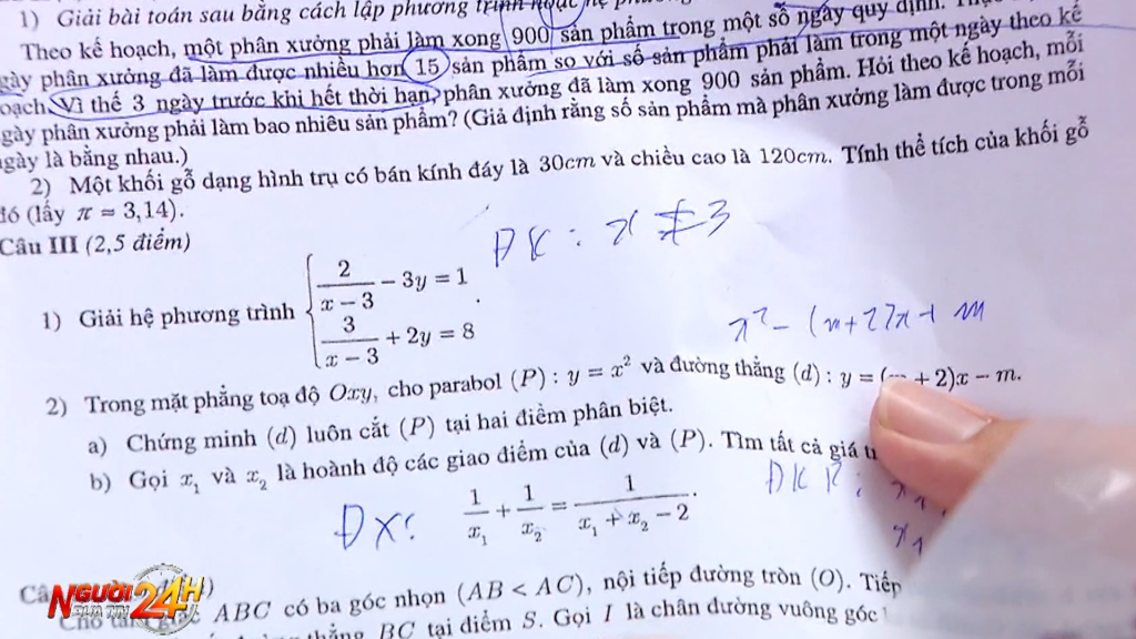 Sở Giáo dục và Đào tạo TP.Hà Nội vừa chốt phương án giải quyết cho trường hợp thí sinh bị nhầm đề thi môn Toán trong kỳ thi tuyển sinh vào lớp 10 do lỗi đề thi bị in mờ. 