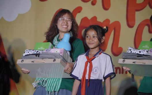 Dược Bình Đông: Từ “Cuộc Đời Nở Hoa” đến hành trình 75 năm giao thoa thế hệ